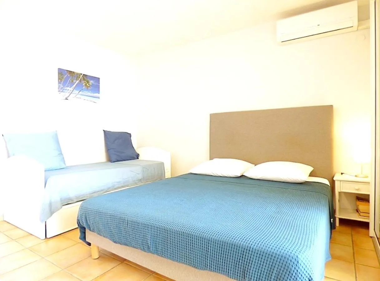 Studio Confortable Avec Balcon Aux Trois Ilets 32 M² Et Vue Sur Ville لي تروا زيليه شقة